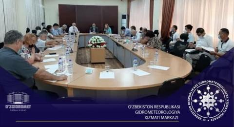 Cпециалисты и докторанты НИГМИ Узгидромета приняли участие в круглом столе